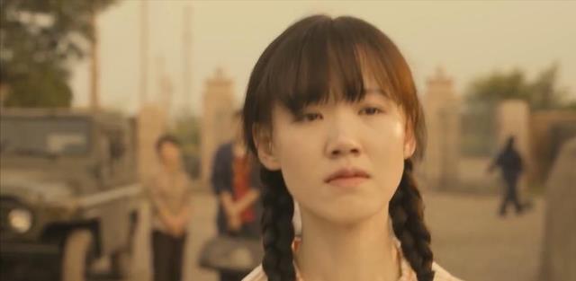 央视开播30集年代大剧!收视飙升全国第一,观众直呼:又一黑马剧