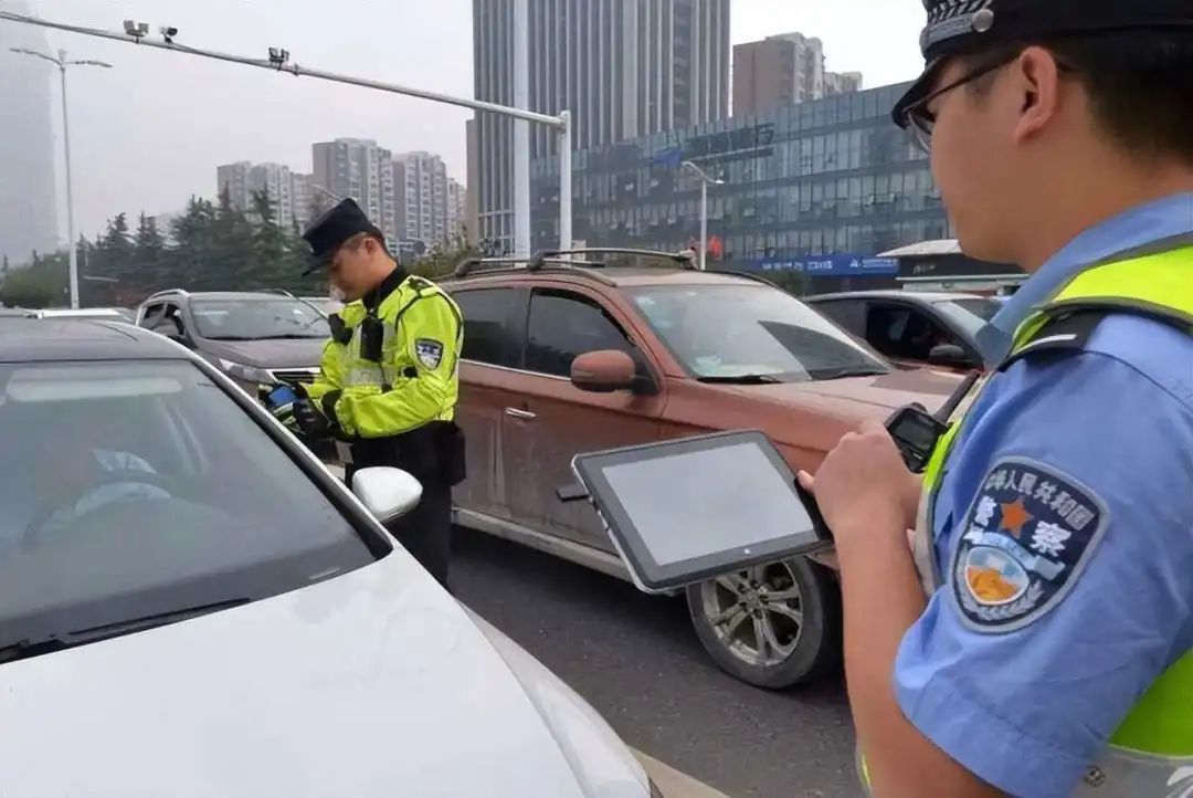 私家车迎来四不带严查！尤其最后一个扣12分还要扣你车！