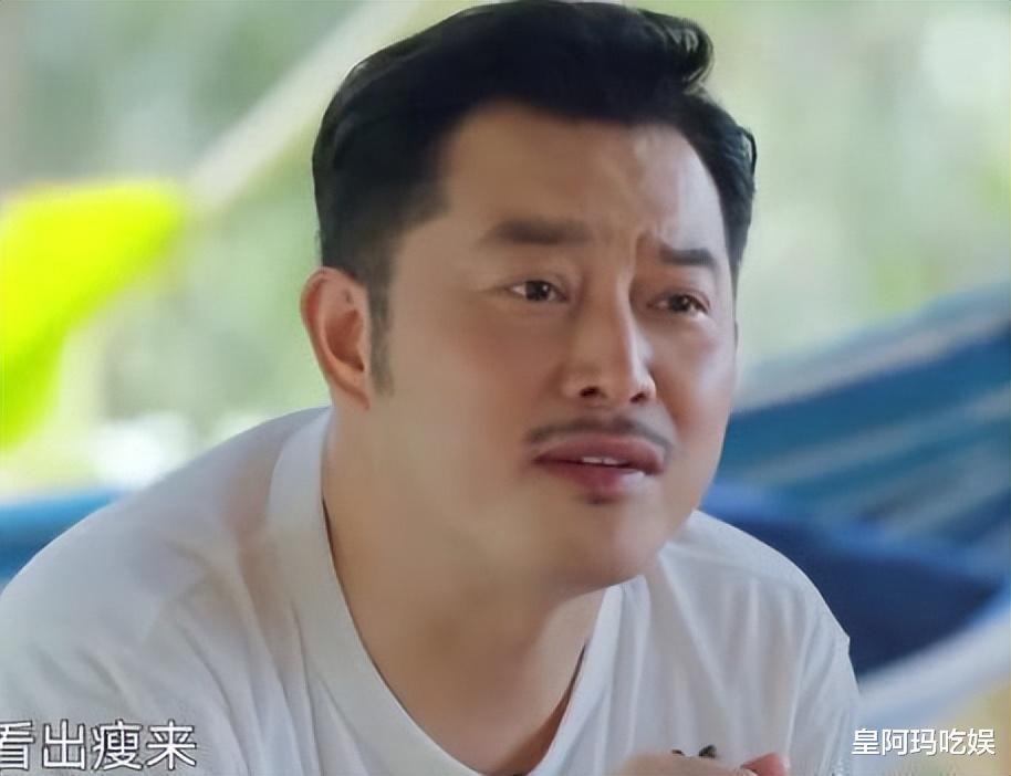 46岁沙溢瘦回“白展堂”，又帅又Man，胡可：一辈子没见过他这样