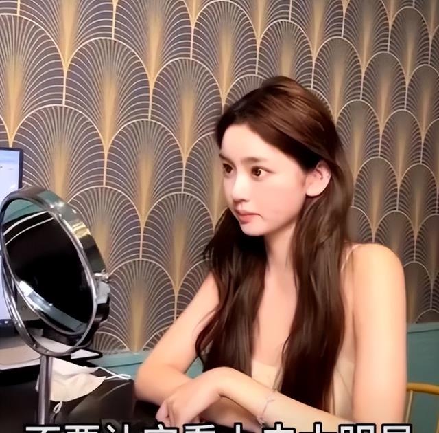 王思聪女友大量私照曝光，身材火辣网红脸，网友：谁看谁不迷糊