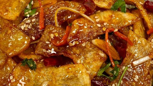 独家秘籍！香辣酥脆土豆片，巨美味一学即会，速来挑战