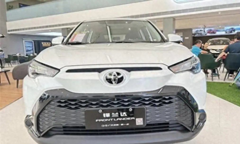 丰田SUV13万跌至10万，耐用2.0L、171马力，喝92粗粮