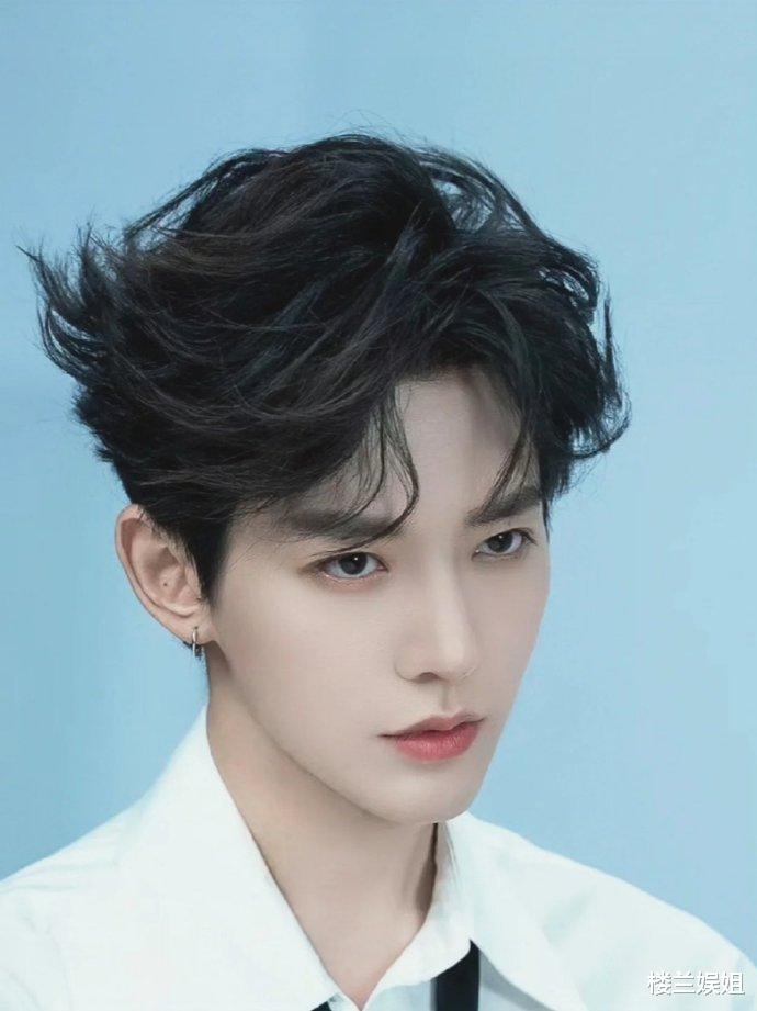 内娱男神也难逃春节幸福肥?邓为被批又矮又胖,郭麒麟肿成黄磊