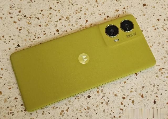 想要高性价比?这三款手机价格便宜但体验佳