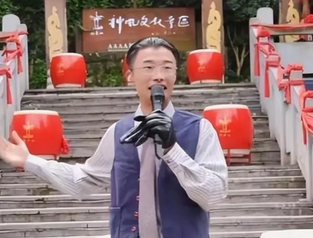 走红不到半年，郭有才本性暴露无遗，潮水退去才看清了谁“裸泳”