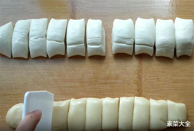 糯米酥这么做,看着就想吃,咬一口直掉渣,外酥里糯太香了