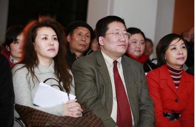 方静：一路好好走，前央视主持，涉嫌间谍门被抓，已客死他乡9年