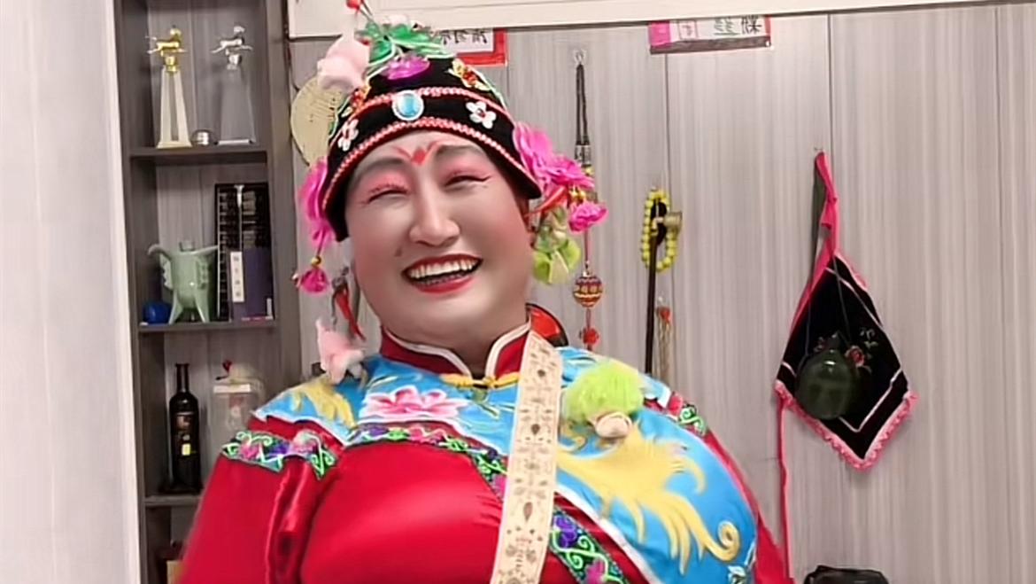 突传噩耗！39岁网红“杨老二”因喝酒去世，曾多次出现脸红现象