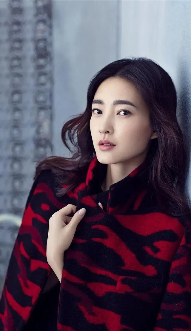 真正的花魁根本不用旁白尬吹,人群中一眼夺目的绝色,只服这7位