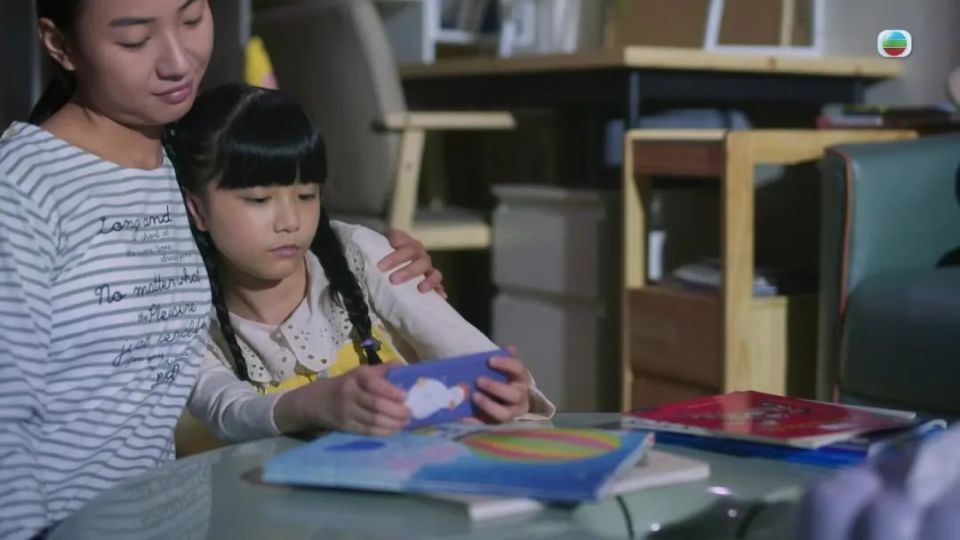 开局炸裂,TVB这次的伦理大戏真猛