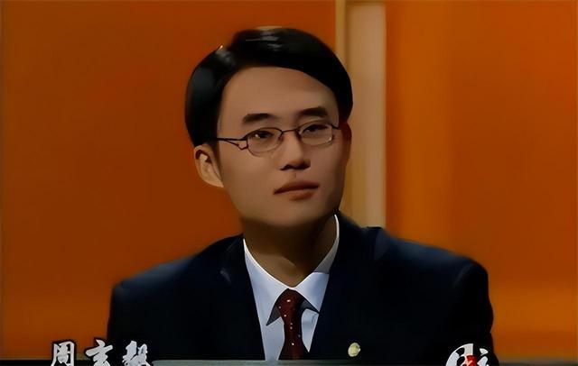 曾是“国手级辩手”,今遭人唾骂,大学教授沦为花花公子终毁前程