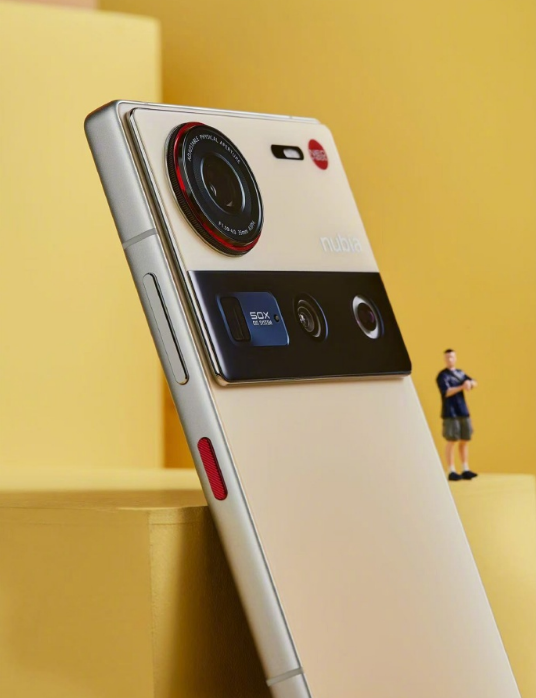 努比亚Z70 Ultra即将震撼登场 向不完美宣战!