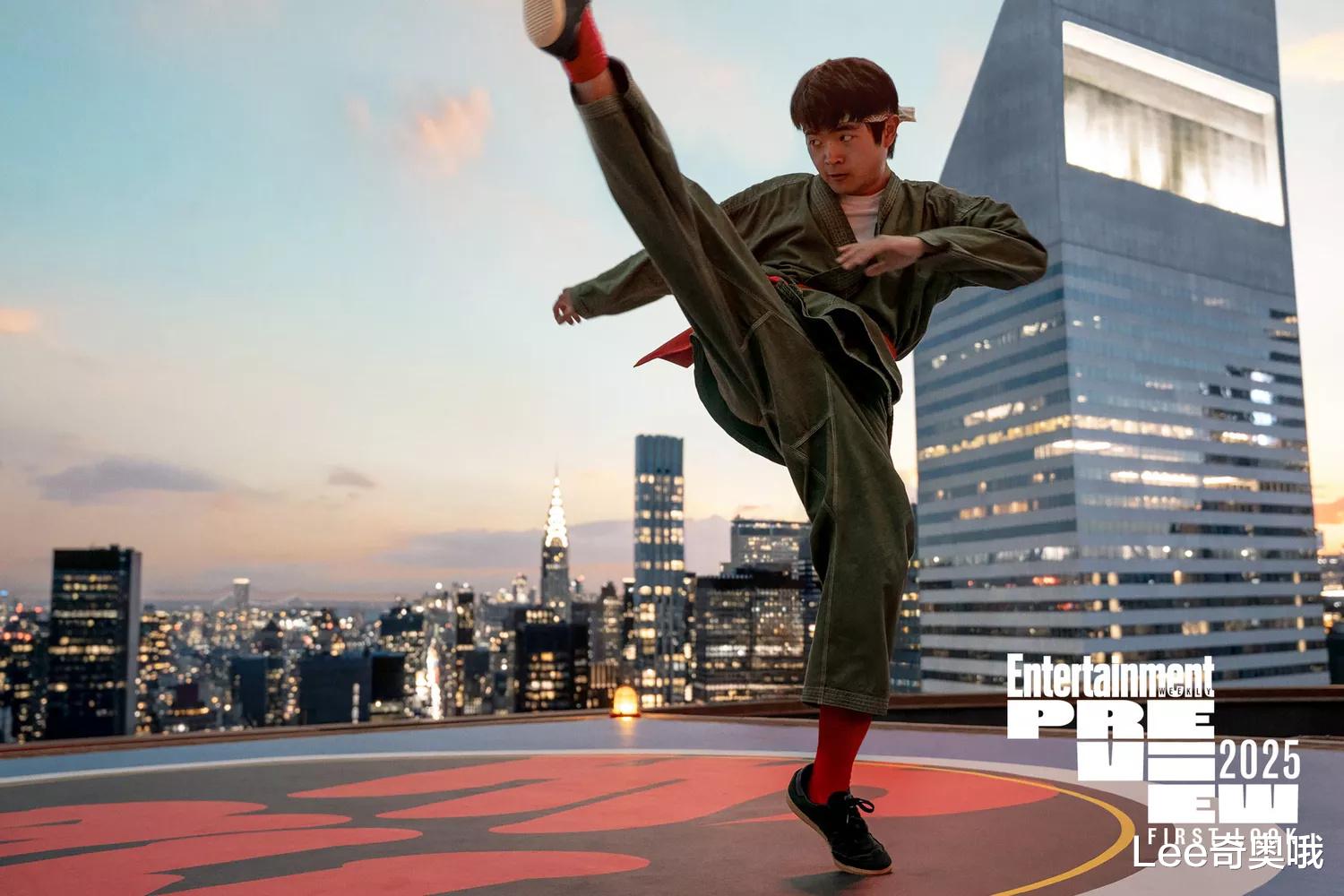 成龙主演的新版《龙威小子》首曝剧照