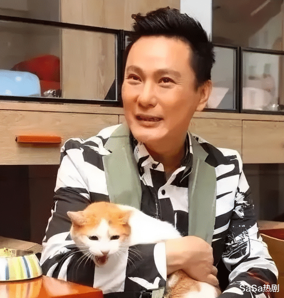 至今未娶妻的18位大龄男星，最大94岁，最小52岁，各有各的苦衷