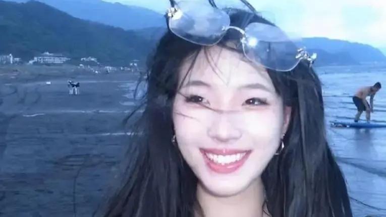 小S大女儿晒留学照，又美又松弛，比二女儿有气质，所选专业注定进娱乐圈