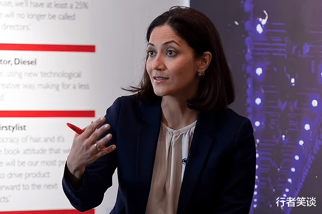 梅根订婚采访终于露馅？女主播怒斥造假，闺蜜爆料她早已筹划多年