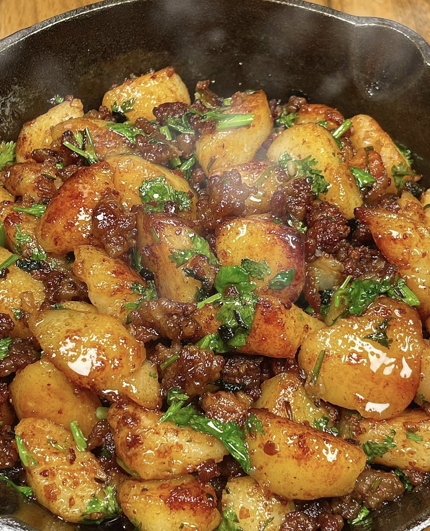 舌尖盛宴:肉沫土豆,好吃到停不下来