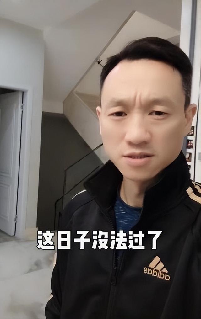 杨威首次回应离婚，家中重大变故，至亲患癌离世