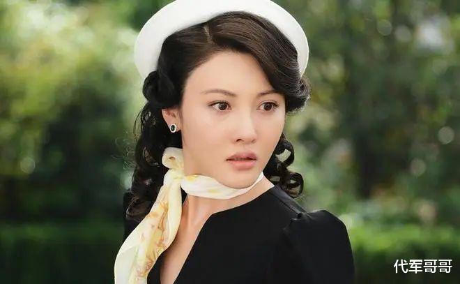 黄晓明旗下公司16个艺人，居然没有一个红的，网友：好心疼！