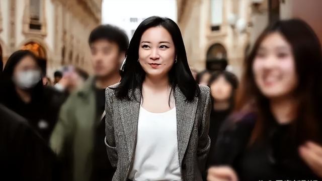 剑指35亿、未播先火，贾玲首部悬疑大片来袭，周润发新片也压不住