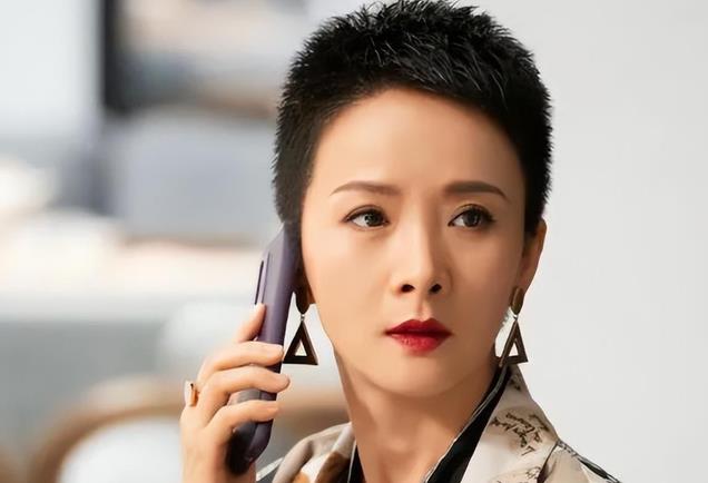 她21岁成名，丈夫为爱她做12年丁克，39岁她意外怀孕