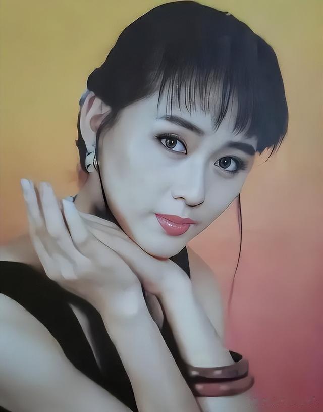 她曾被前夫一巴掌扇到离婚!二婚嫁世界冠军,如今生活令人羡慕