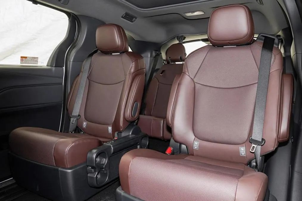 真大7座家用MPV，喝92粗粮百公里5个油，超长续航1300KM