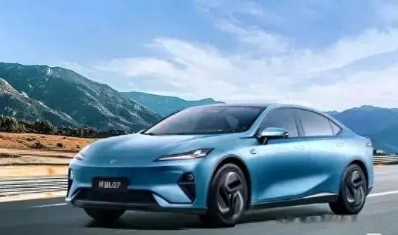 深蓝L07:科技与美学的完美融合,引领智能出行新潮流