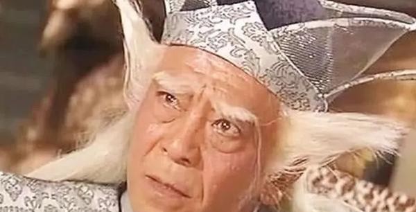 吴连生去世后，恍然发现，演艺圈健在的经典“坏人”，还剩这6位