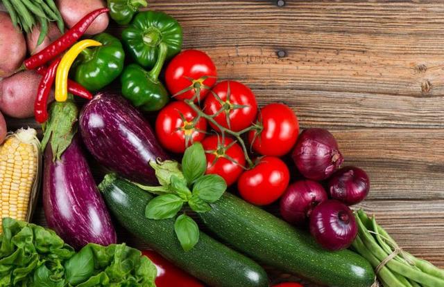 6种蔬菜不建议长期食用，西红柿上榜，榜首或有很多人喜欢吃