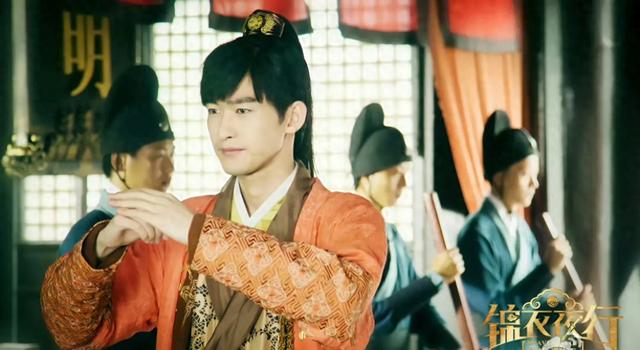 张翰朴敏英9年前的剧播了,耗资过亿的大制作,采取付费观看模式