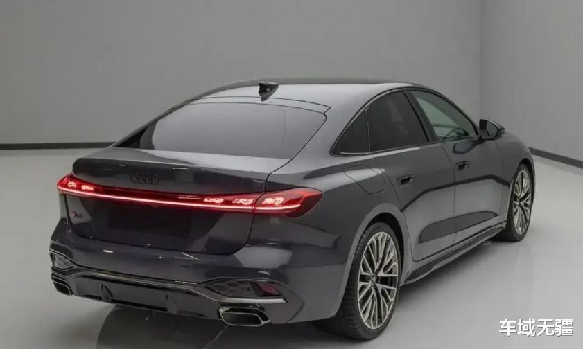 五大重磅豪华“燃油车”,个个都是“首次”亮相,比电车更有看头