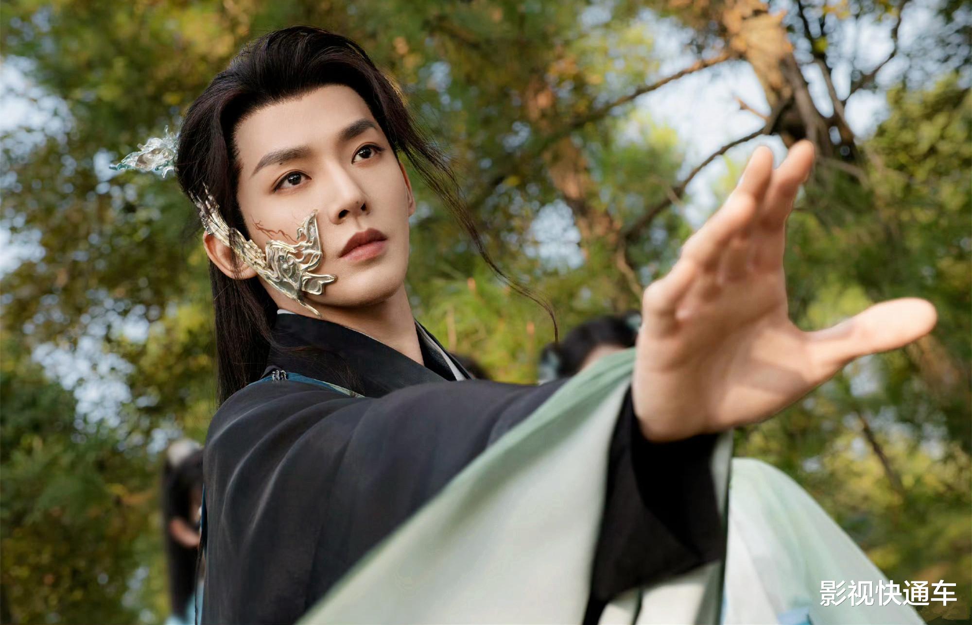 腾讯首播!新古装仙侠剧来袭,苍云神女×狸族少年,甜虐纠缠