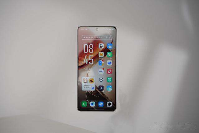 说说我在使用的iQOO Z9 Turbo+月影钛