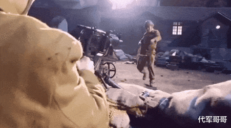 横店20万群演真实现状:美女遍地懒汉成群,“裸替”一天8000元?