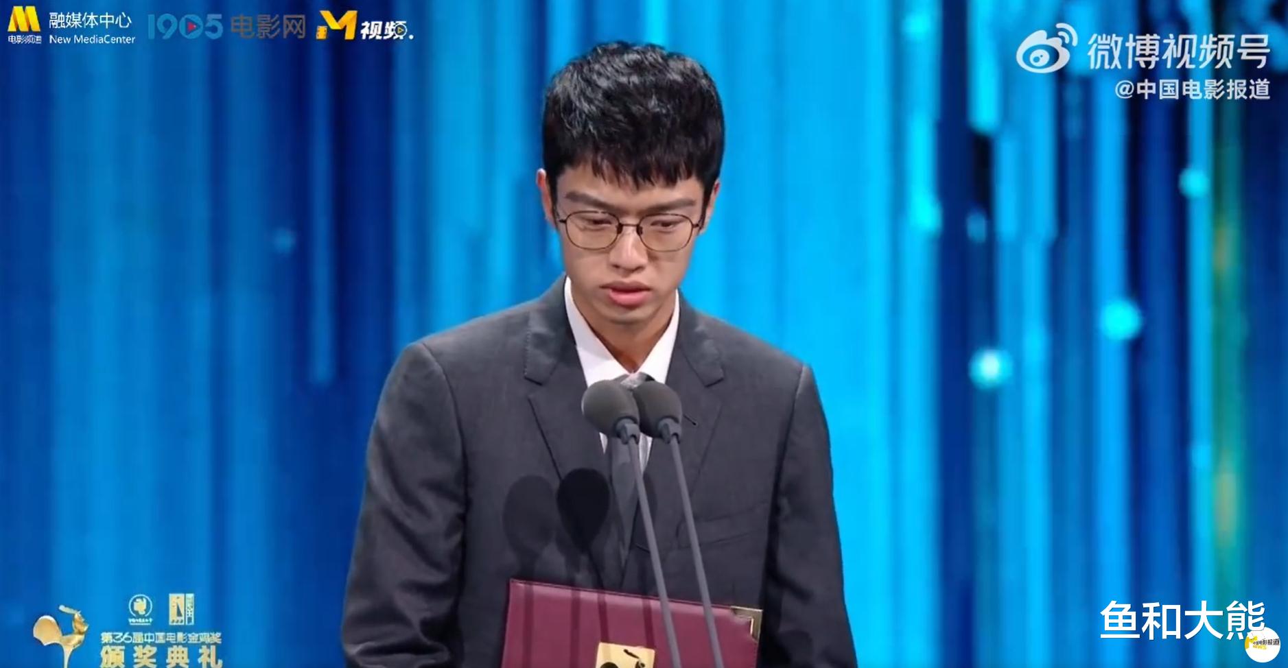 28岁李雪琴被曝恋情!两人当街秀恩爱,男方曾获金鸡奖身份不简单