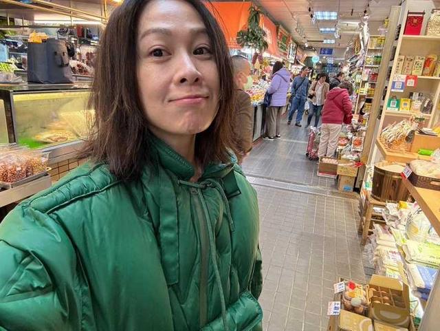 遭亲人指控“与姐姐共谋夺祖母家产”，刘若英回应：伤心也伤人