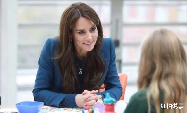 凯特王妃终于出来了!一袭运动装青春洋溢,跟威廉王子有说有笑