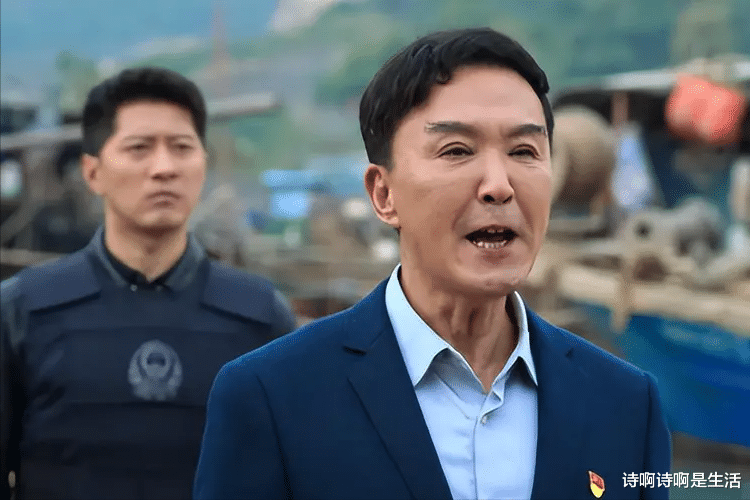 藏了这么多年，原来他们是亲生父子！我不会是最后一个知道的吧?