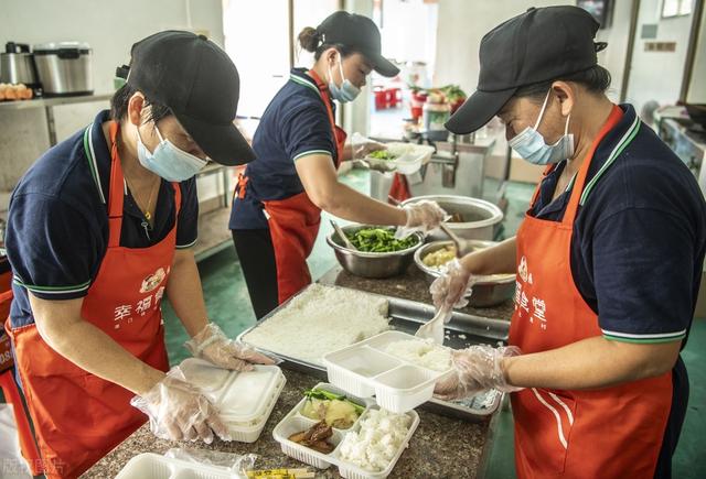 一村一食堂来了，一顿饭3-5元，真的可行吗？