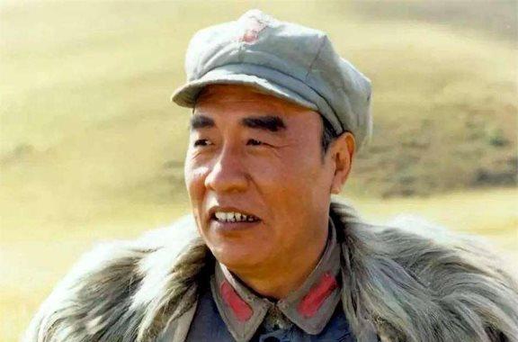 演员王伍福:一生只演朱老总,从不走穴,康克清见他后颤抖得落泪