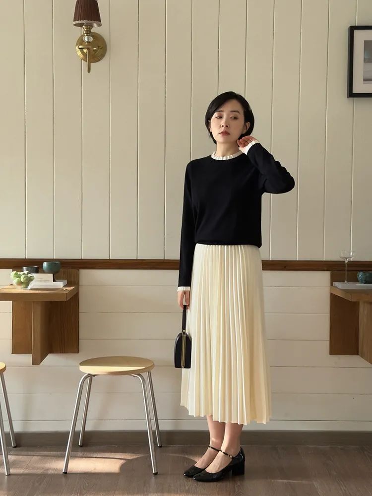 这是我见过最会穿的“短发博主”,时髦又干练