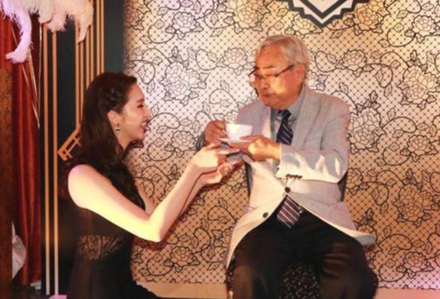 “体操女神”何傲儿:被亲爹送给大51岁富豪,今改名开启新生活