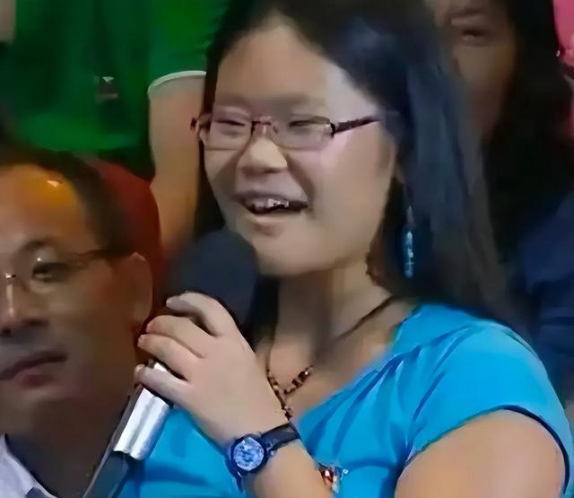 毕福剑女儿被批“不男不女”,把父亲自以为豪的体面,摔得稀碎