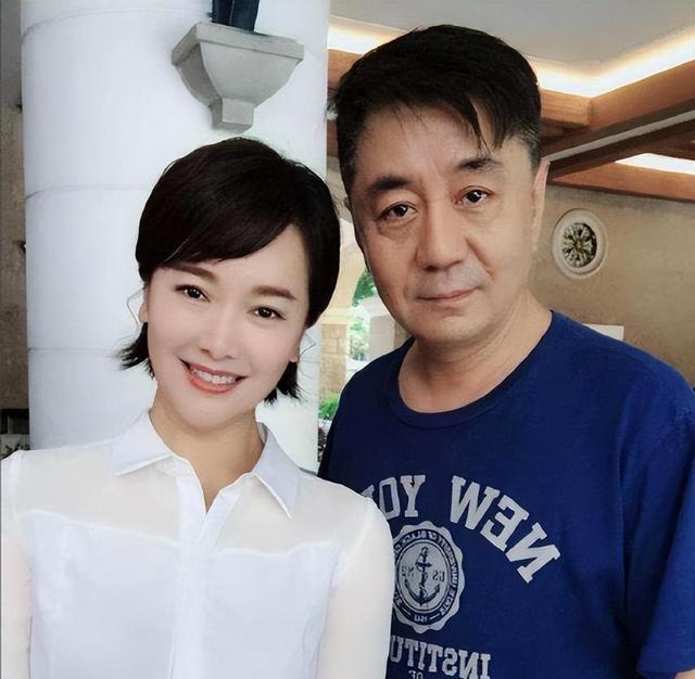 她曾是体操冠军，16岁被姜文带进娱乐圈，风流成性绯闻多如雪花