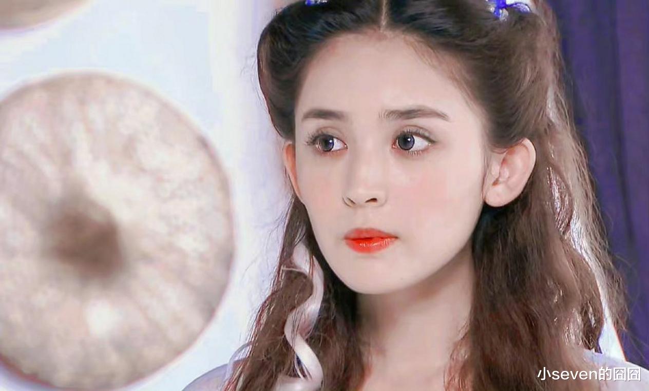 Vogue盛典上古力娜扎近照曝光,瘦成“皮包骨” 引热议,被吐槽不好看