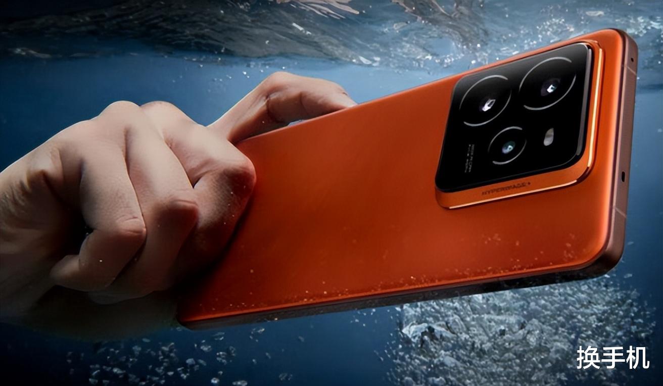 骁龙8至尊“性价比之王”！真我GT7 Pro正式上市，512G只卖3999