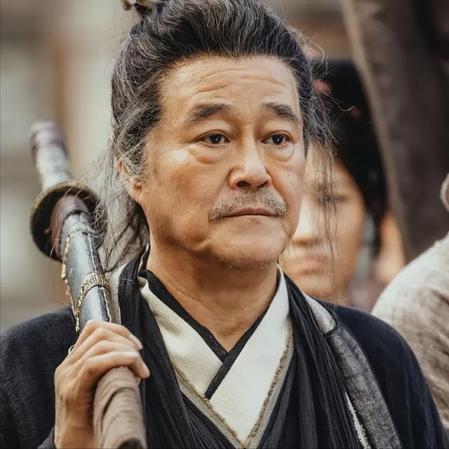 这次,赵本山讽刺了半个娱乐圈,3大亮点有爆款相,真给东北长脸