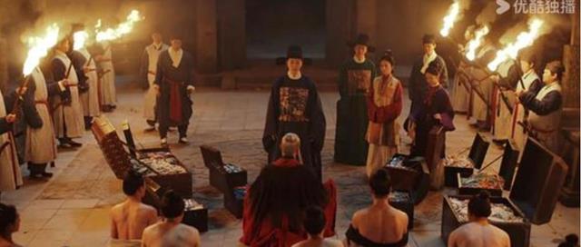 看惯了滤镜脸，居然有人嫌她“老”？