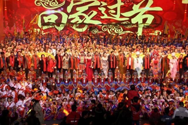 2025年春晚进入倒计时,春晚主体已官宣,朱时茂陈佩斯回归呼声高